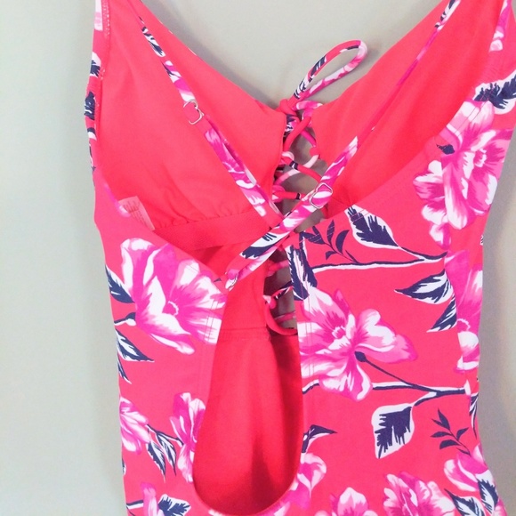 ❗SOLD❗Xhilaration Lace-Up Front Scoop Back - Picture 6 of 7